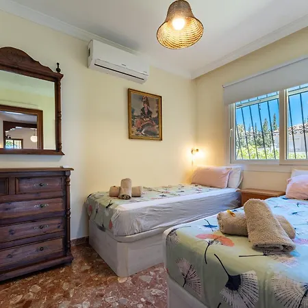 Rustic Spanish Saltwater Pool Villa Benalmadena